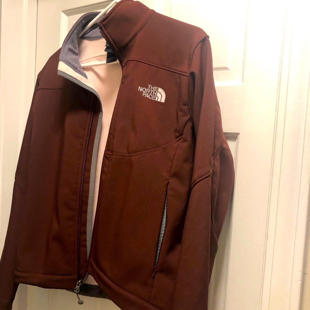 Women’s North Face jacket